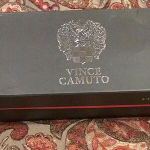 Vince Camuto - Size 7 - Alexino